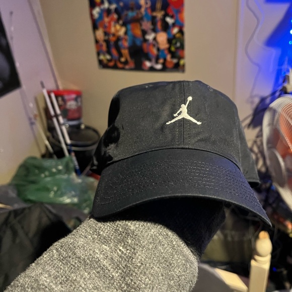 Jordan hat - Picture 2 of 2